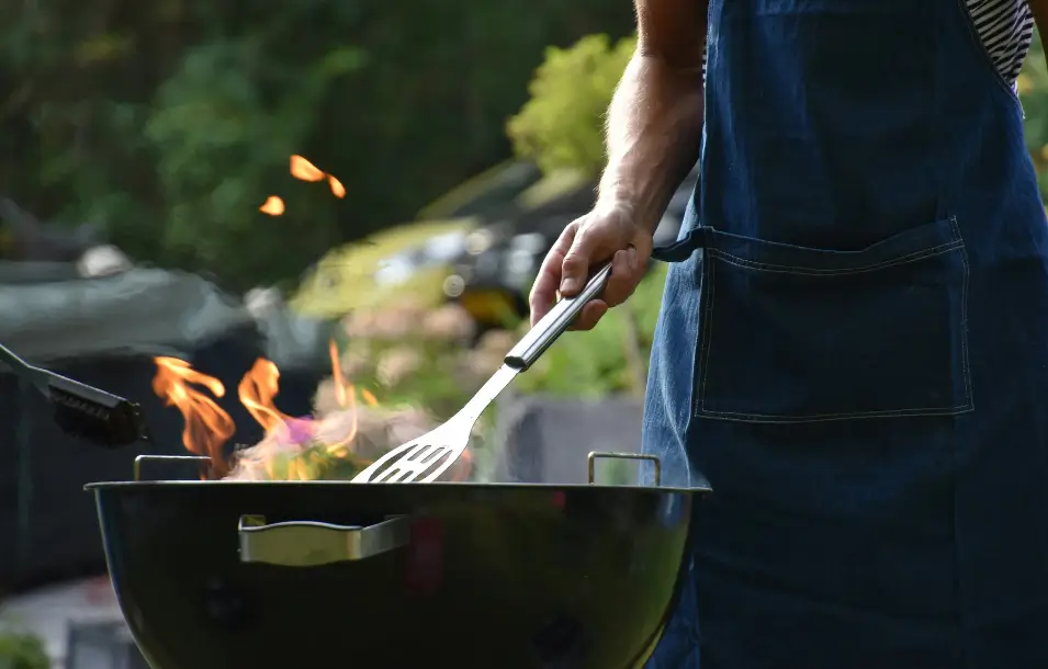 Cómo encender una barbacoa de carbón